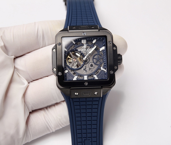 ウブロコピー時計背面デザイン